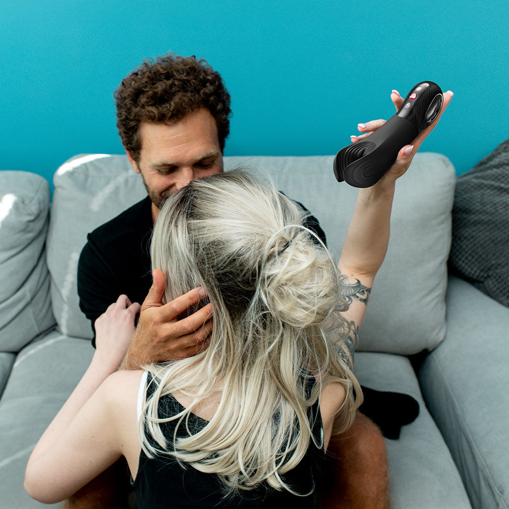 Fun Factory MANTA Black - USB-C Rechargeable Unisex Vibrator