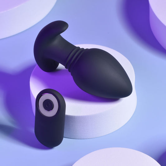Playboy Pleasure PLUG & PLAY - Black 10.3 cm USB Rechargeable Vibrating Butt Plug with Wireless Remote